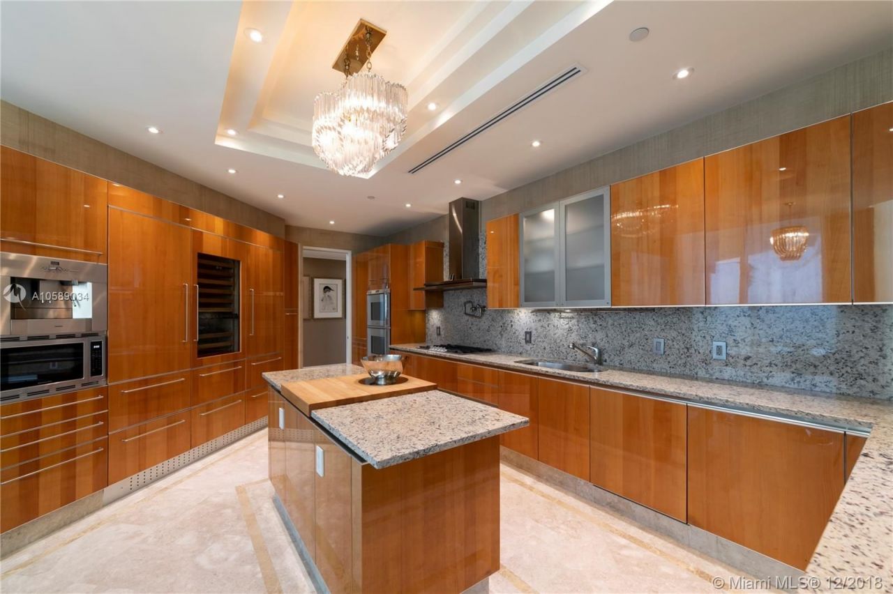 Квартира в Майами, США, 360 м² - фото 13