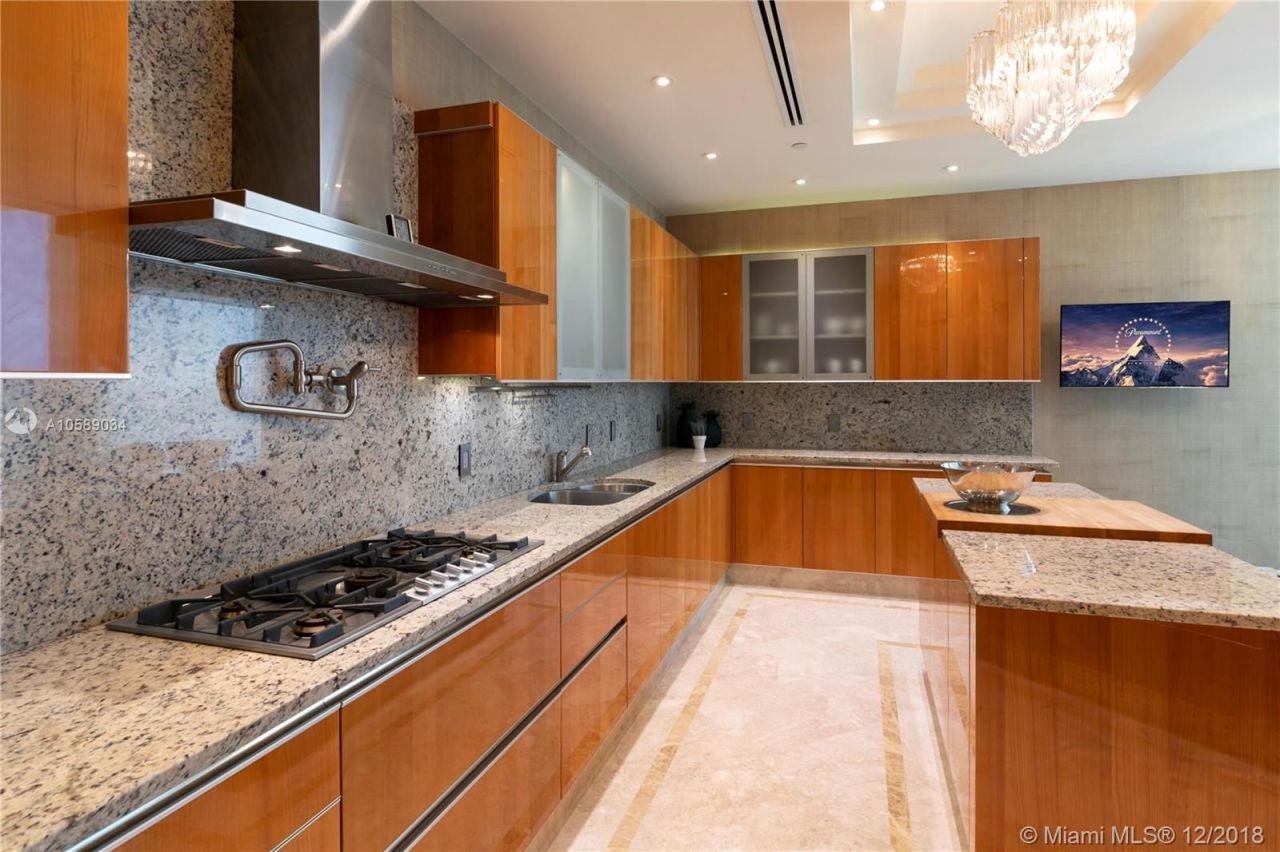 Квартира в Майами, США, 360 м² - фото 12