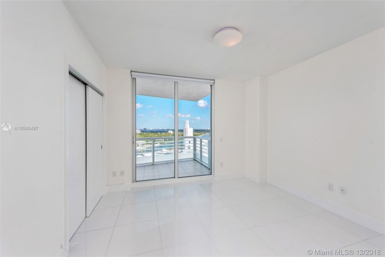 Квартира в Майами, США, 250 м² - фото 10