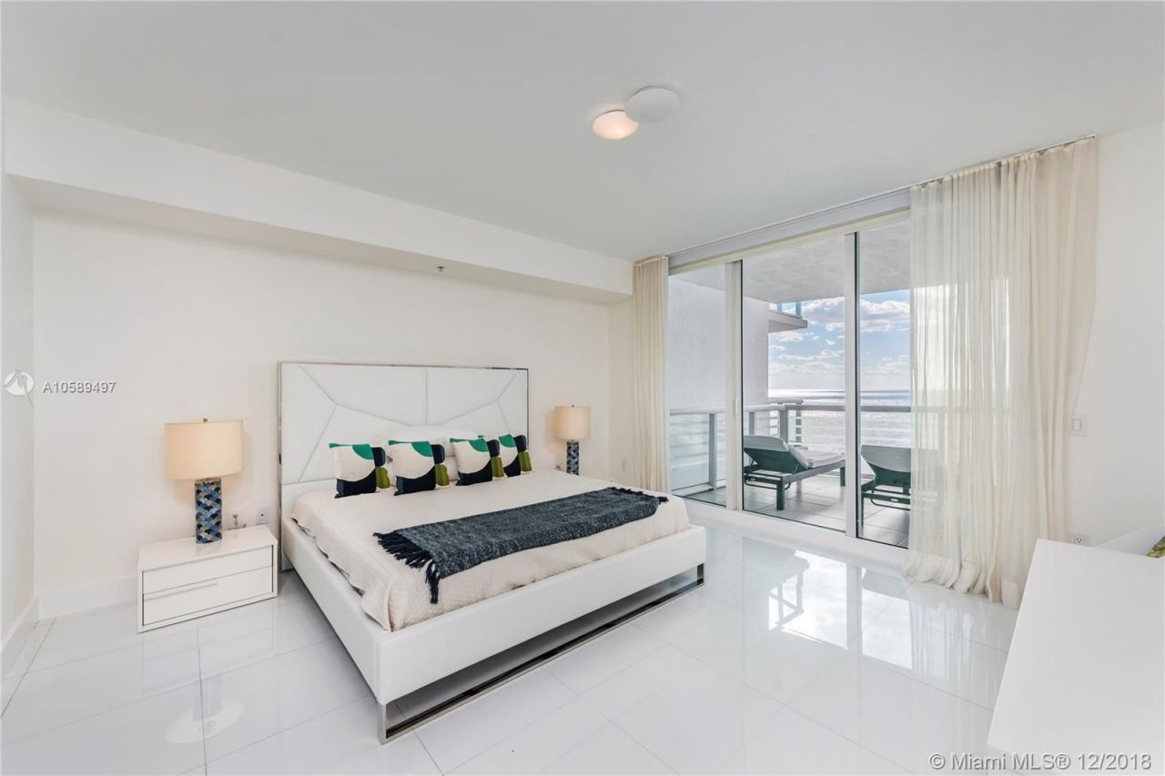 Квартира в Майами, США, 250 м² - фото 16