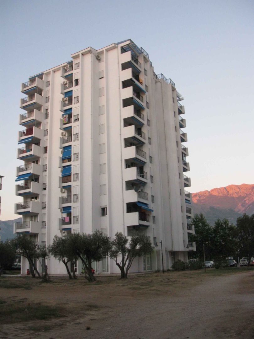 Квартира в Баре, Черногория, 27 м2 - фото 1