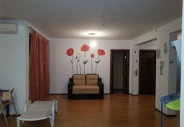 Квартира в Петроваце, Черногория, 124 м2 - фото 1