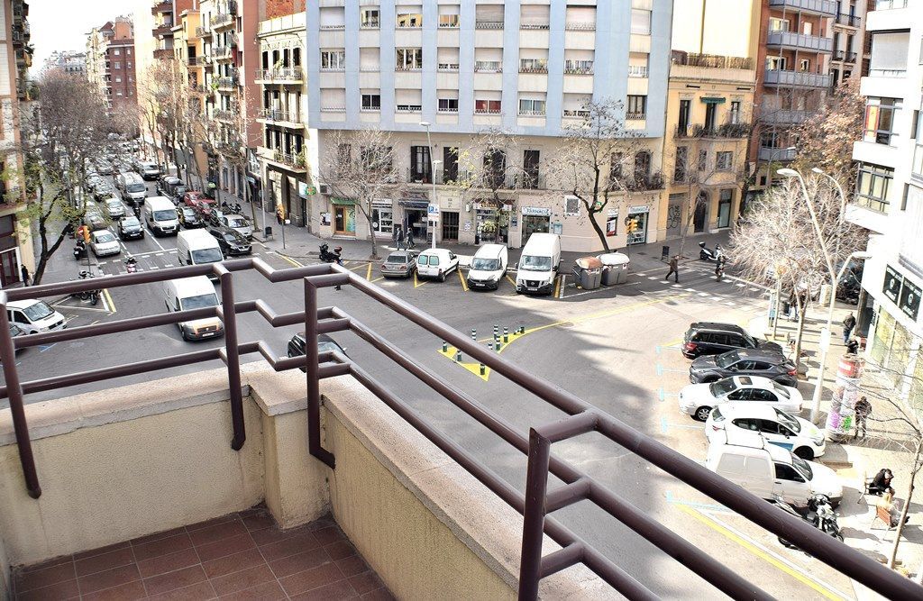 Квартира в Барселоне, Испания, 101 м2 - фото 1