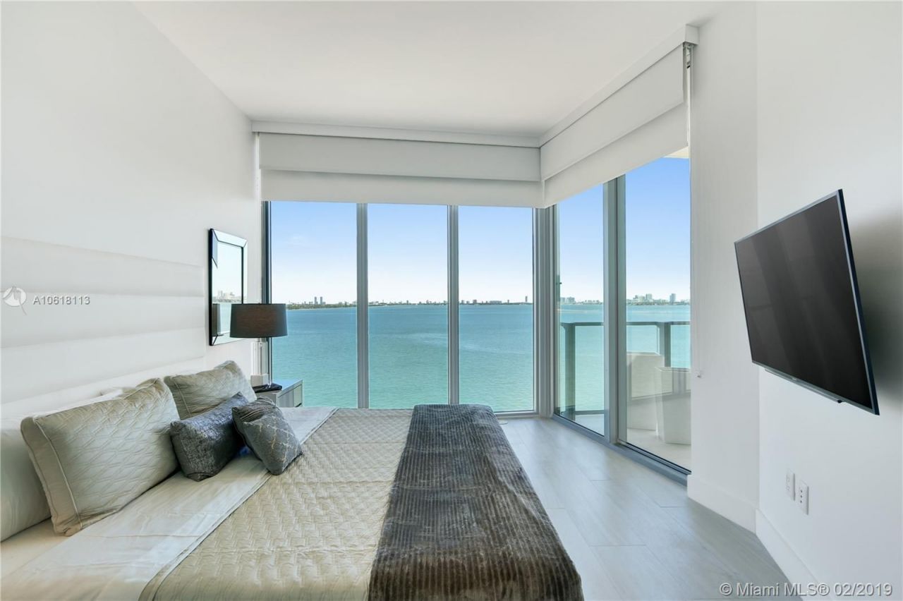 Квартира в Майами, США, 130 м² - фото 2