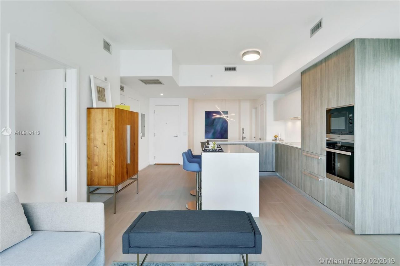 Квартира в Майами, США, 130 м² - фото 16