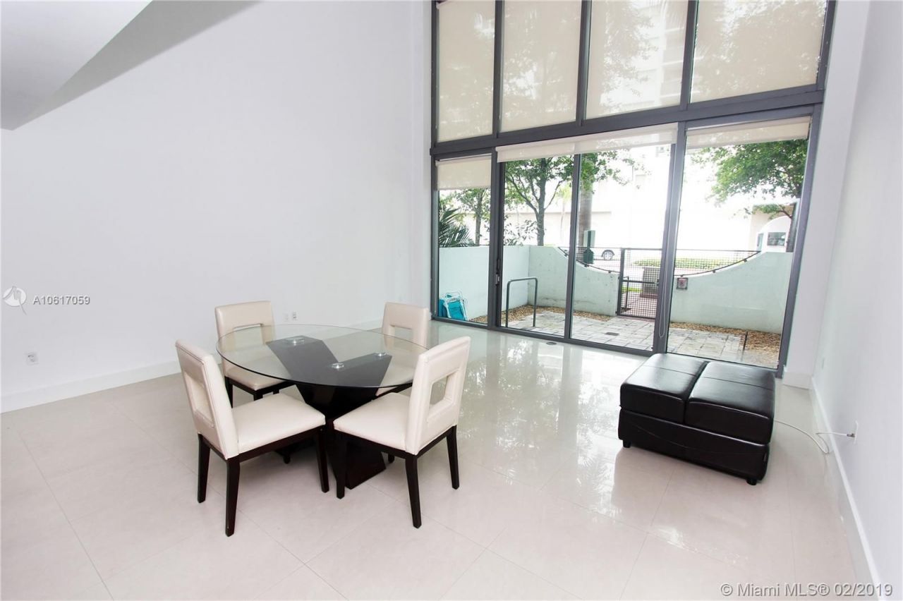 Таунхаус в Майами, США, 160 м² - фото 2