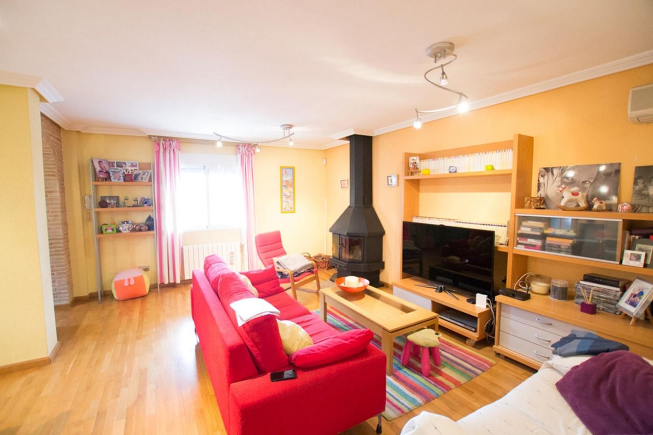 Бунгало на Коста-Бланка, Испания, 205 м² - фото 1