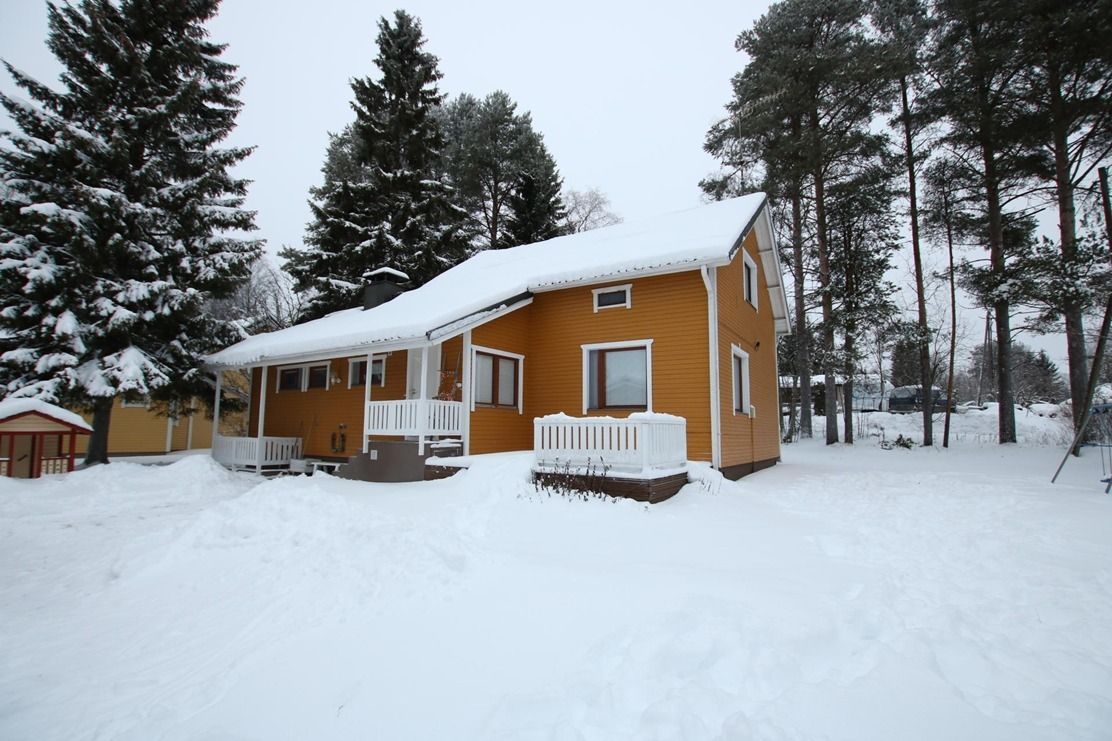Дом в Каяани, Финляндия, 141 м2 - фото 1