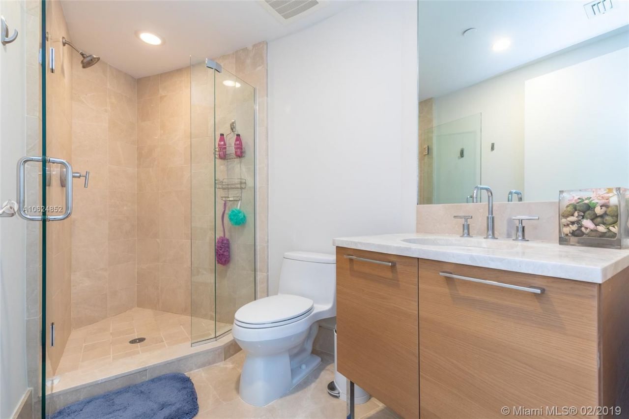 Квартира в Майами, США, 180 м² - фото 13