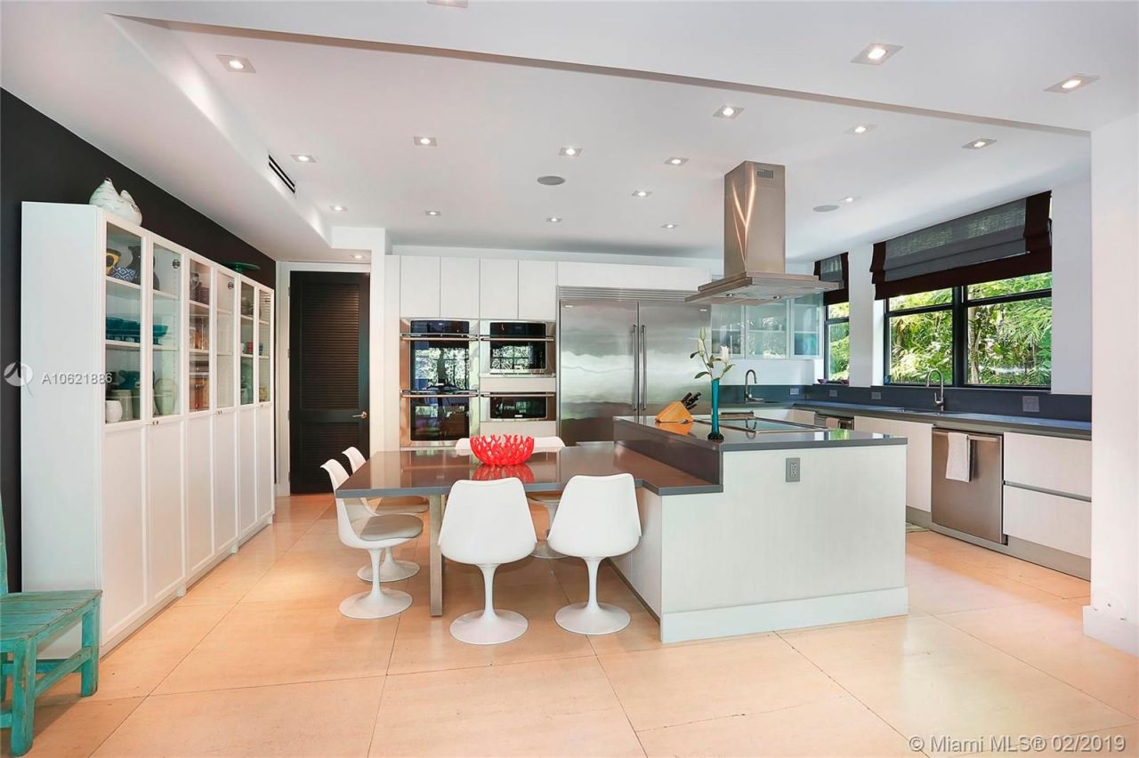 Вилла в Майами, США, 360 м² - фото 8