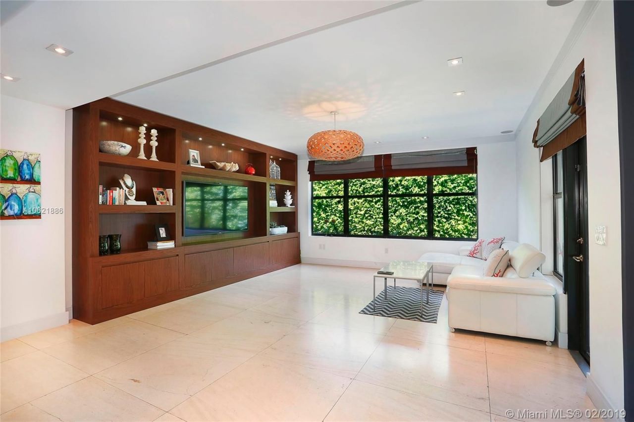 Вилла в Майами, США, 360 м² - фото 9