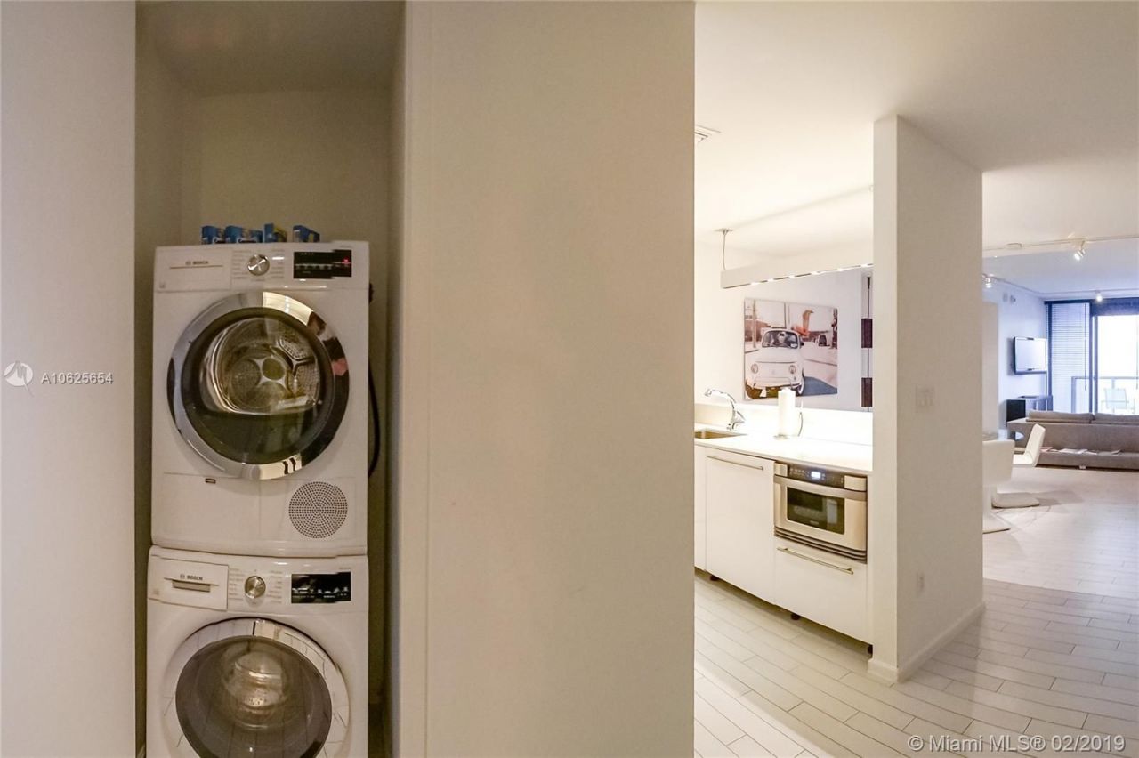 Квартира в Майами, США, 150 м² - фото 14