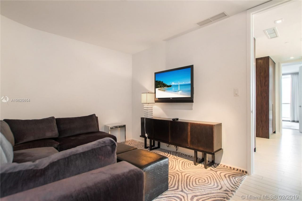 Квартира в Майами, США, 150 м² - фото 8