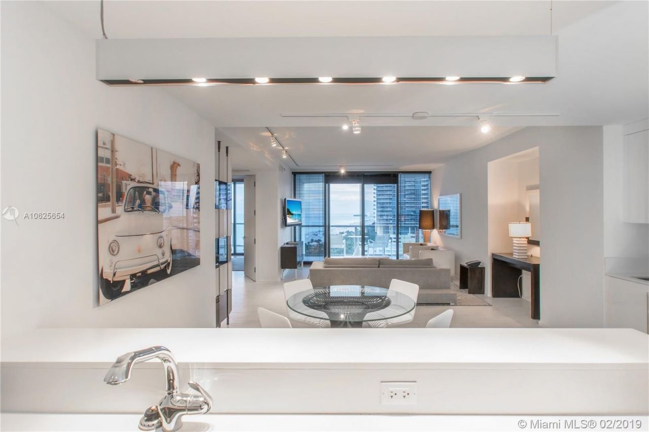 Квартира в Майами, США, 150 м² - фото 3