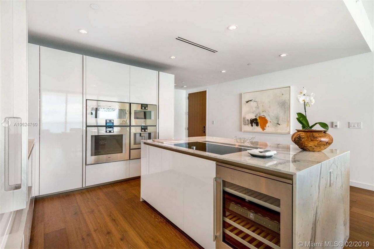 Квартира в Майами, США, 145 м² - фото 15