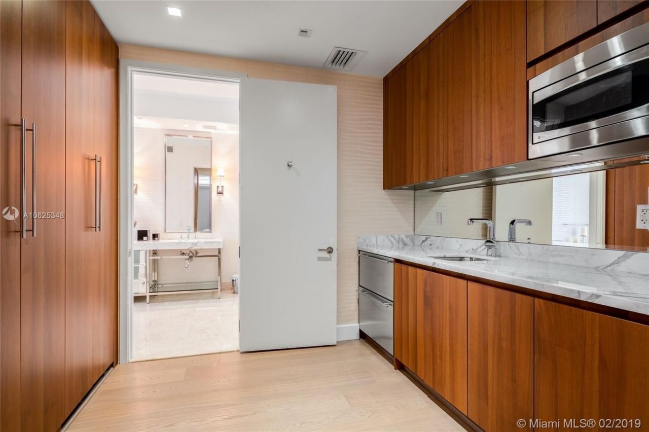 Квартира в Майами, США, 370 м² - фото 11