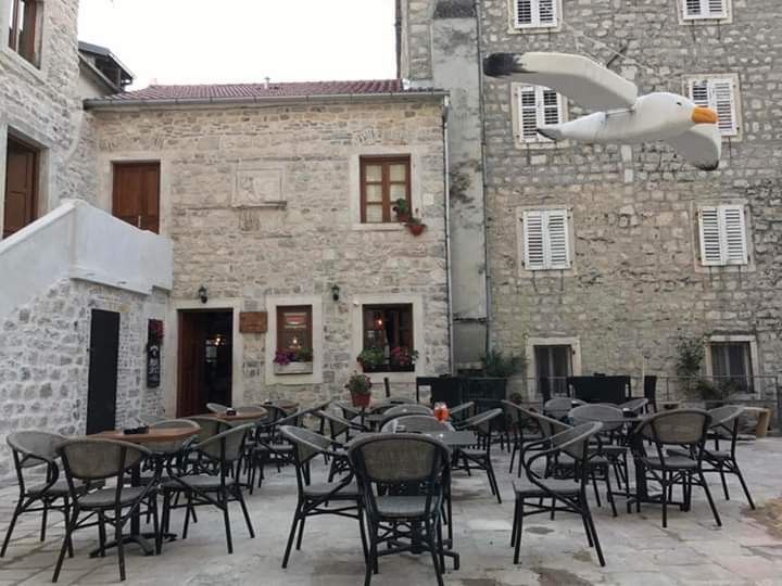 Кафе, ресторан в Которе, Черногория, 50 м2 - фото 1