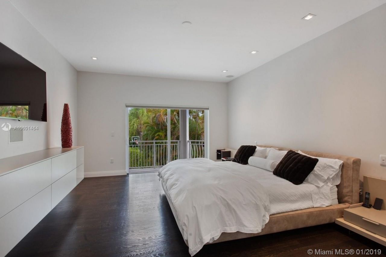 Вилла в Майами, США, 400 м² - фото 9