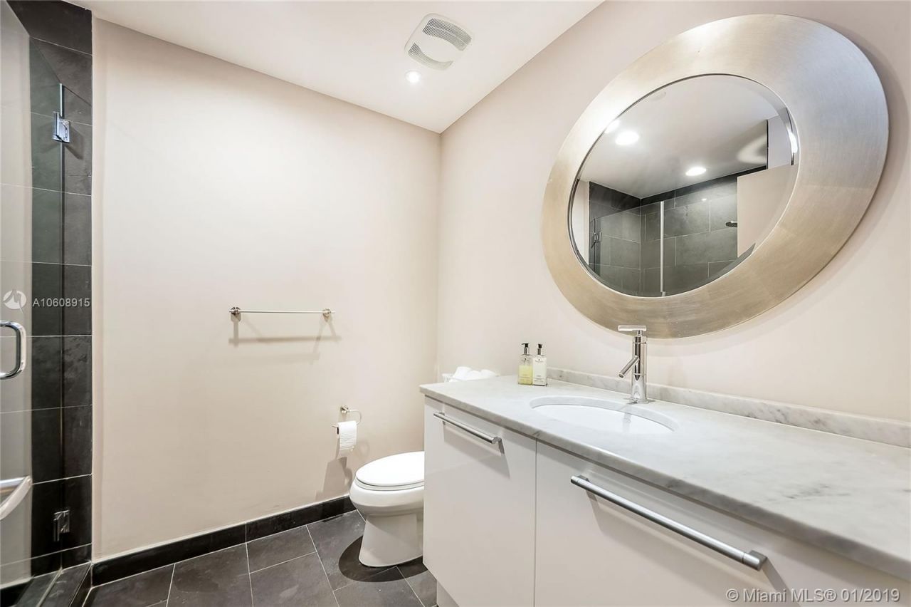 Квартира в Майами, США, 210 м² - фото 14