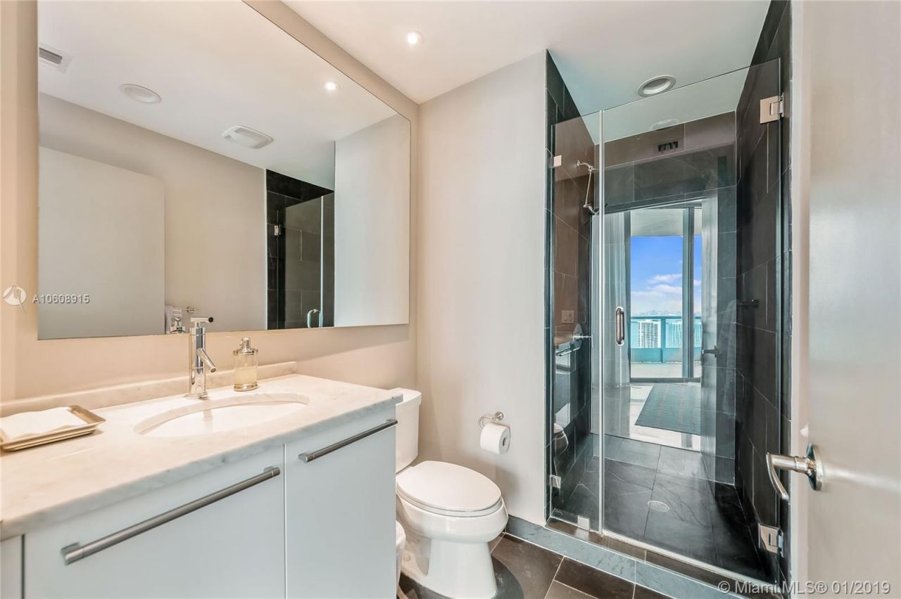 Квартира в Майами, США, 210 м² - фото 12