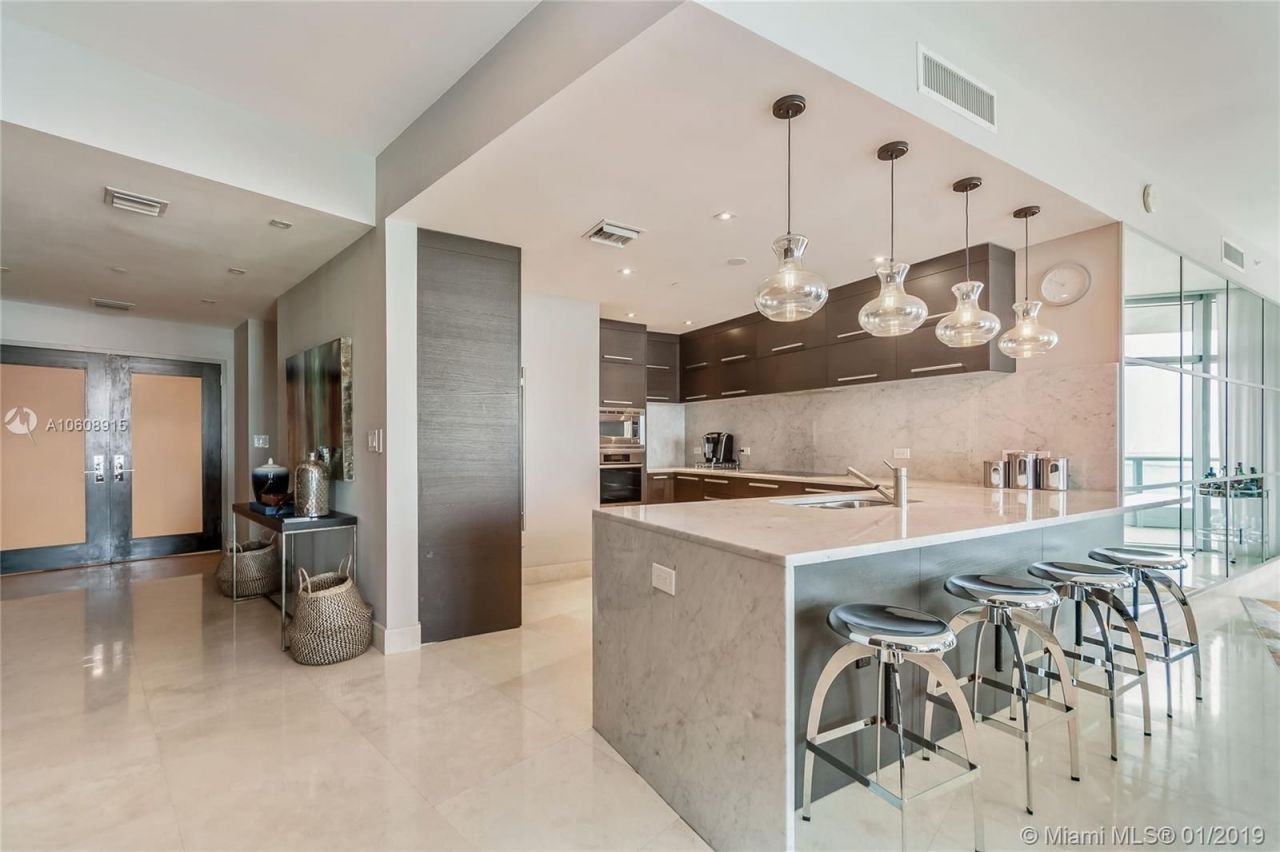 Квартира в Майами, США, 210 м² - фото 17