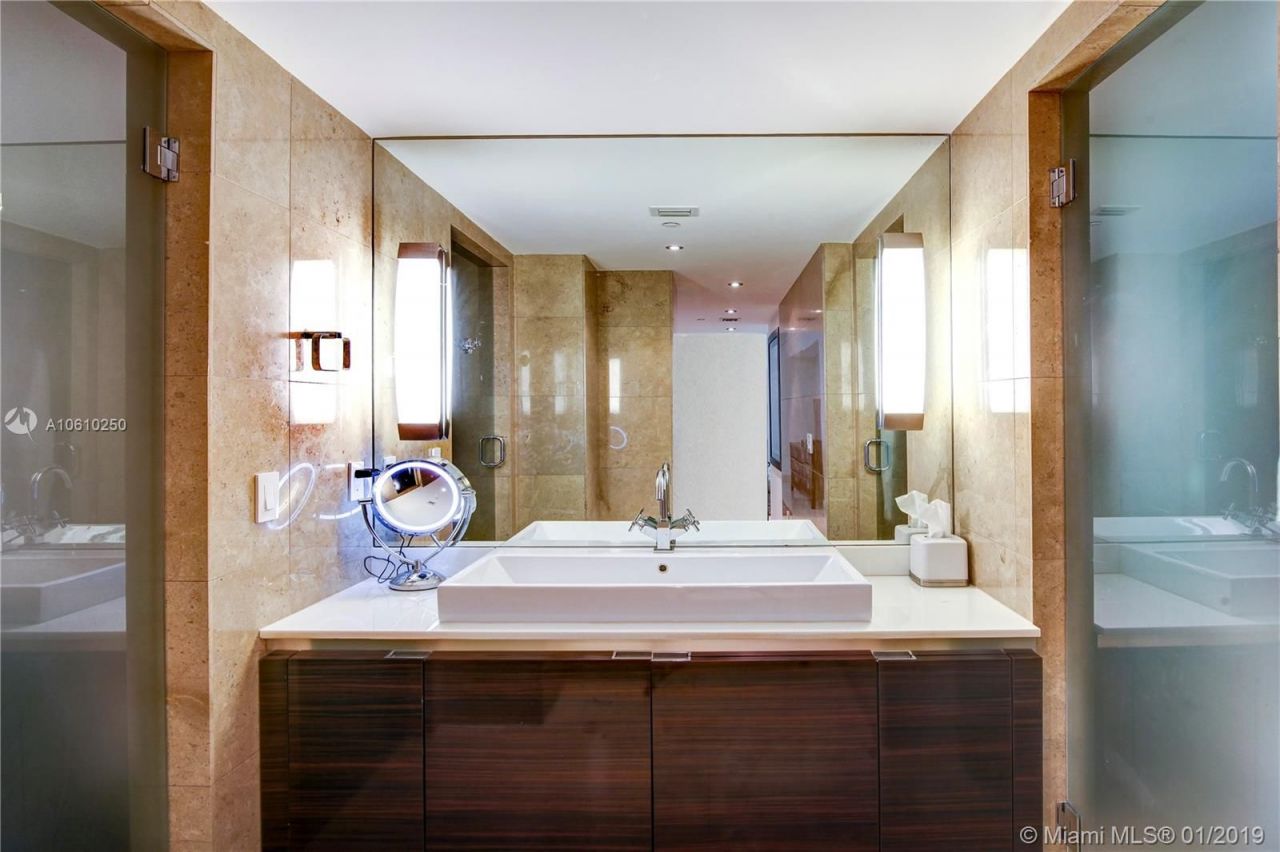 Квартира в Майами, США, 150 м² - фото 7