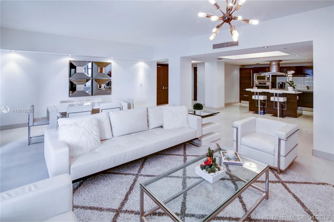 Квартира в Майами, США, 150 м² - фото 11