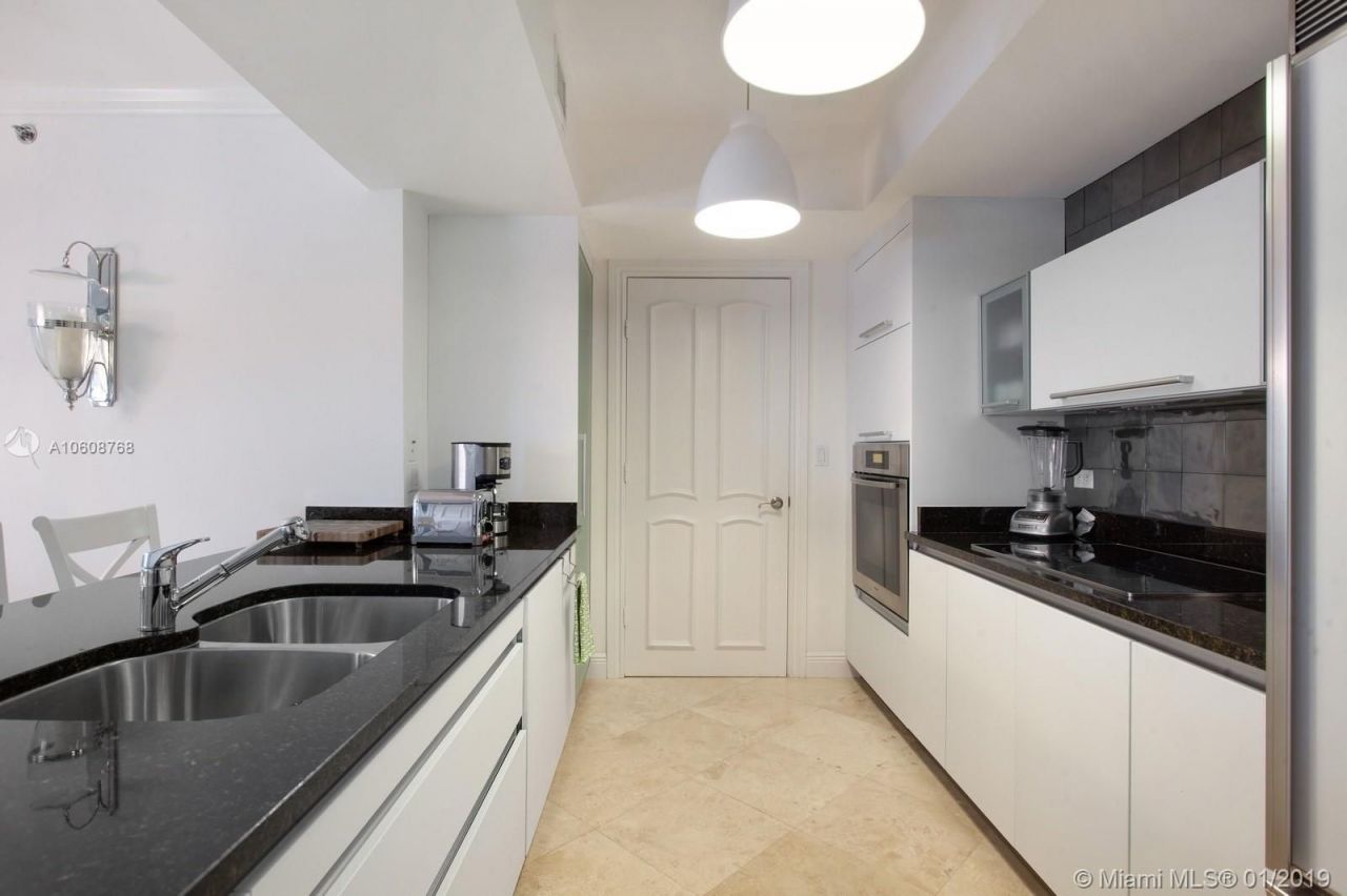 Квартира в Майами, США, 160 м² - фото 14