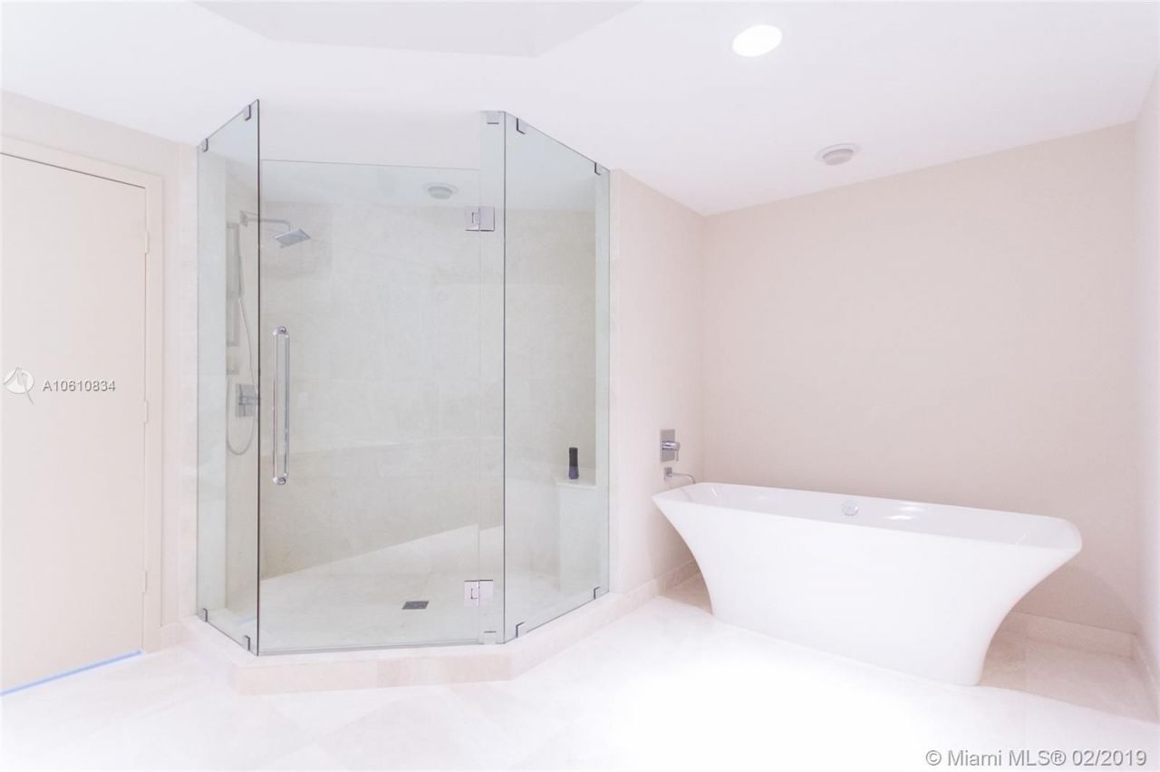 Квартира в Майами, США, 210 м² - фото 13