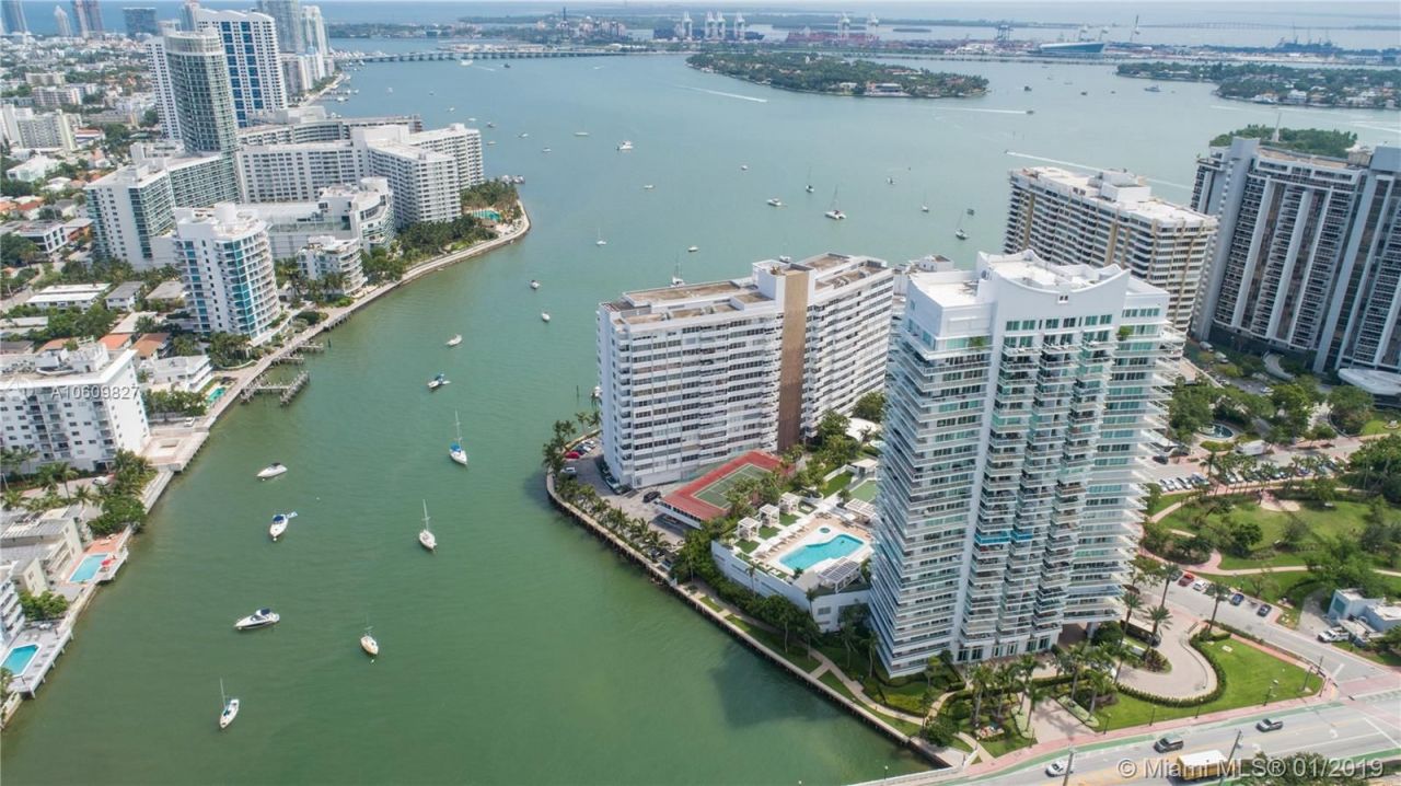 Квартира в Майами, США, 140 м² - фото 2