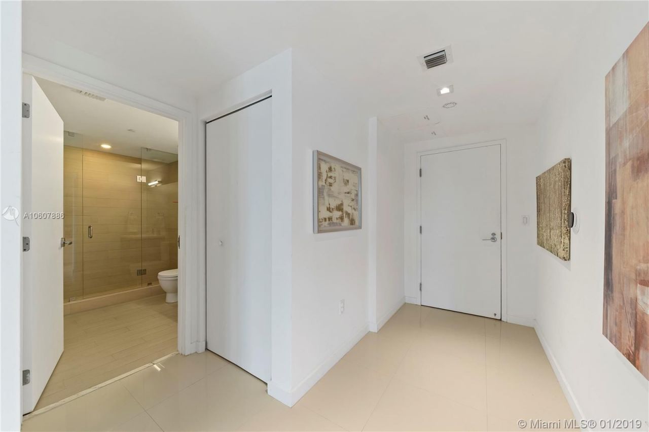 Квартира в Майами, США, 120 м² - фото 8