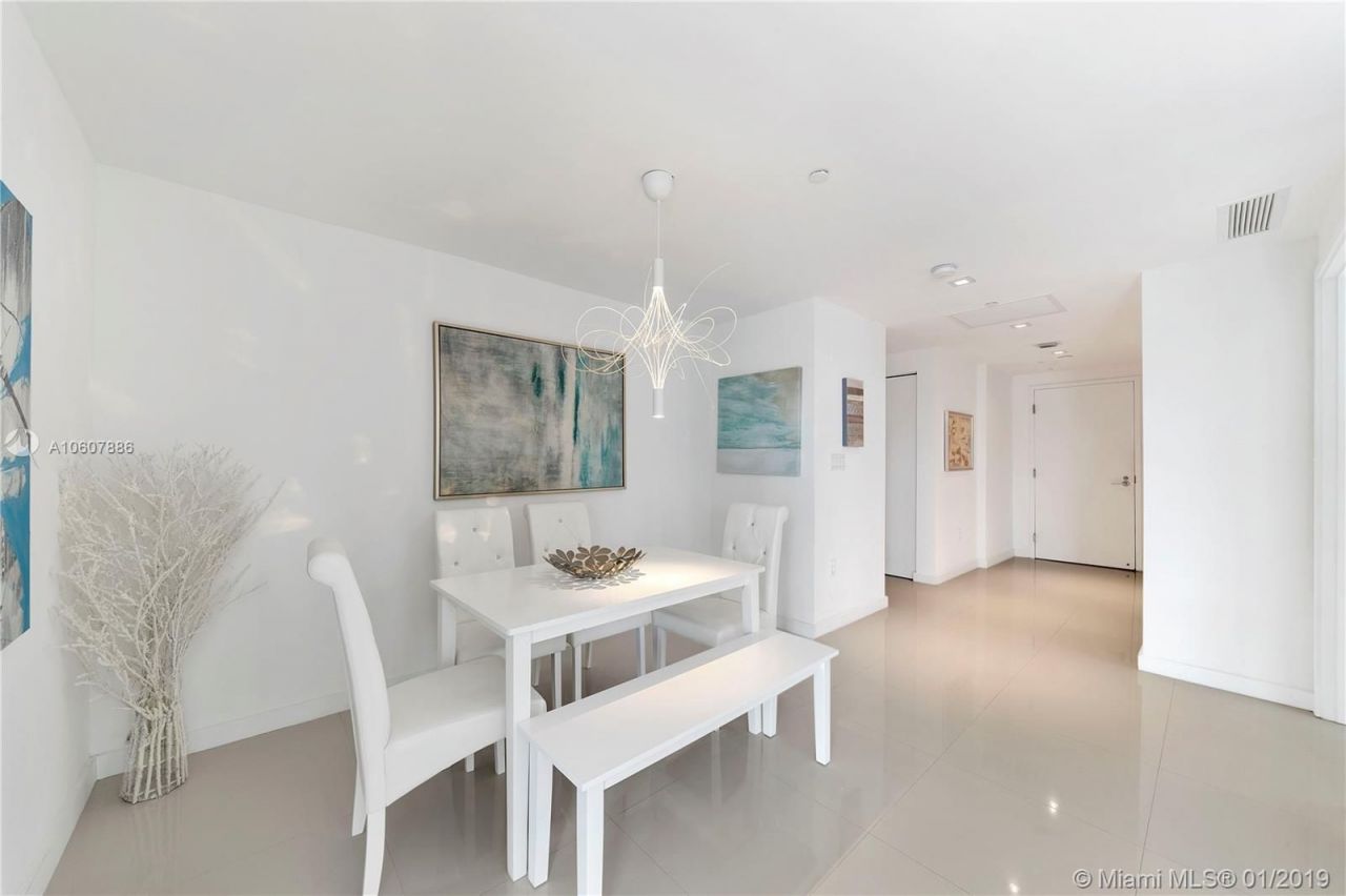 Квартира в Майами, США, 120 м² - фото 13