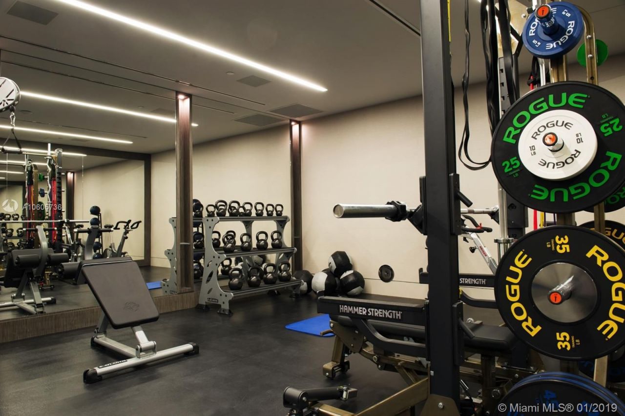 Квартира в Майами, США, 490 м² - фото 7