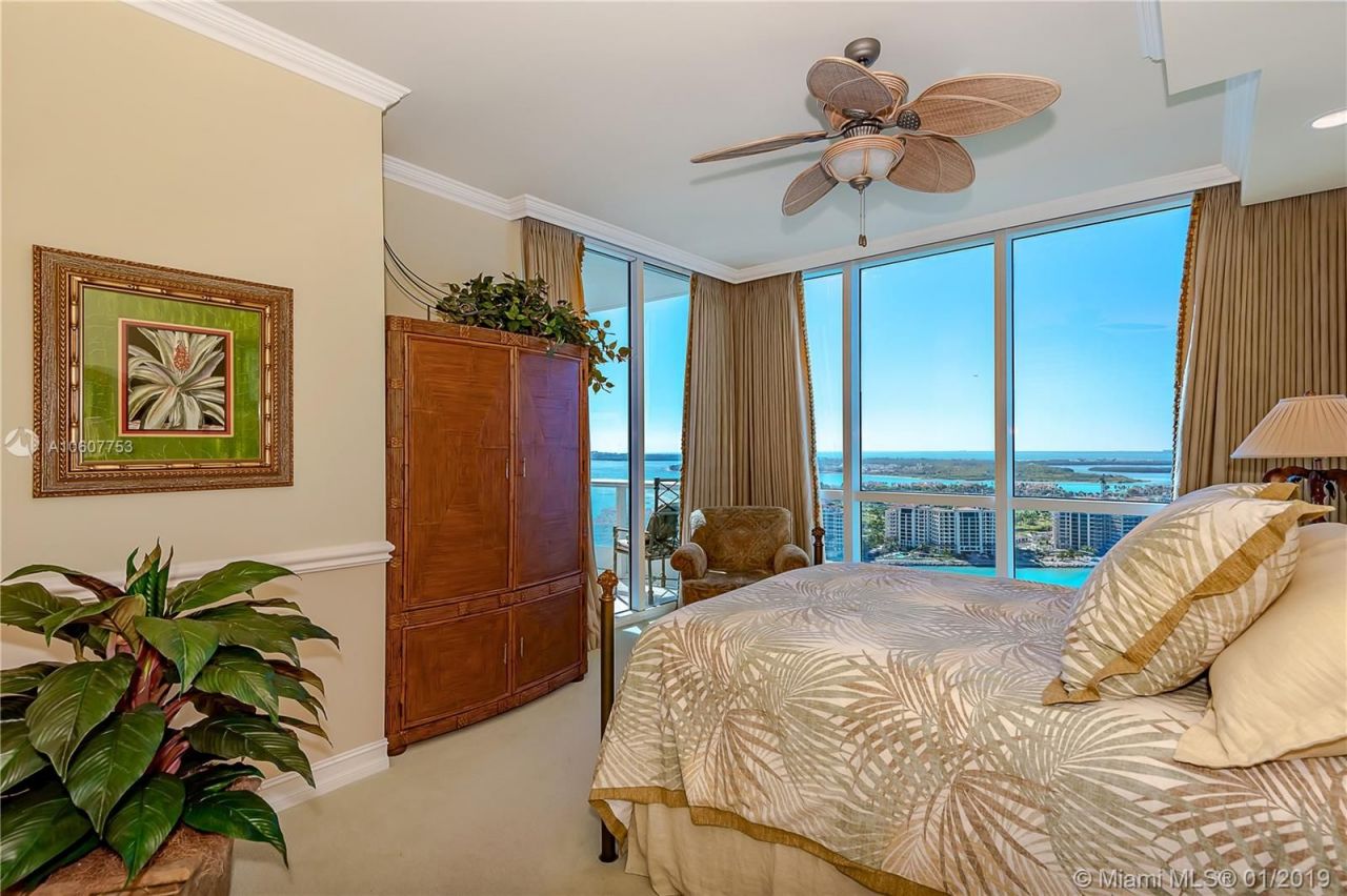 Квартира в Майами, США, 470 м² - фото 5