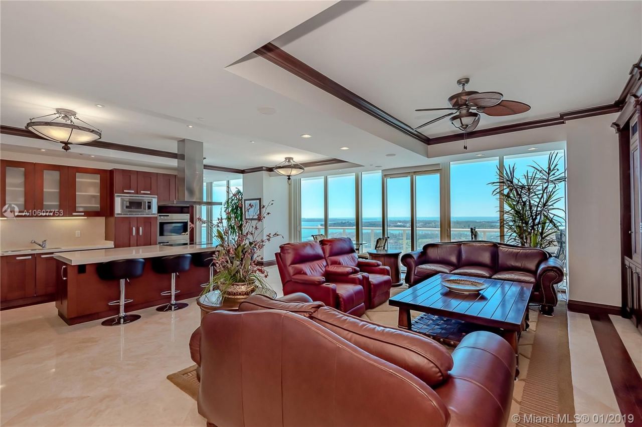 Квартира в Майами, США, 470 м² - фото 10