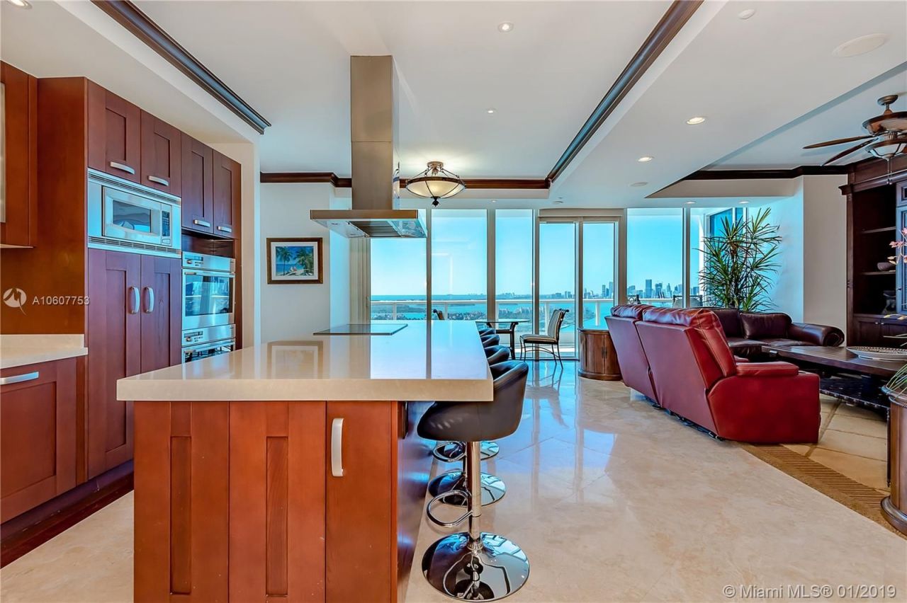 Квартира в Майами, США, 470 м² - фото 11