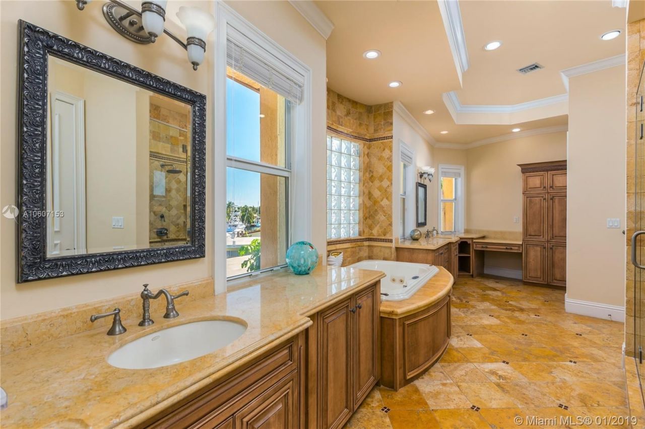 Вилла в Майами, США, 780 м² - фото 8