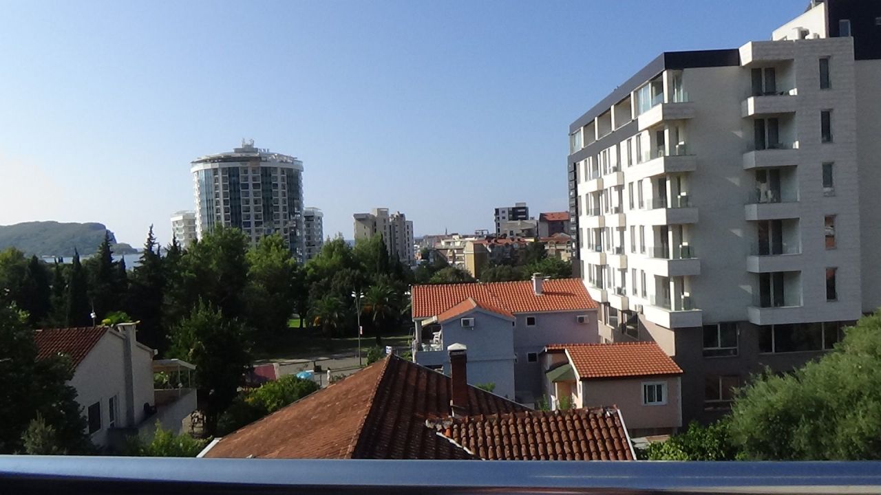 Квартира в Будве, Черногория, 39 м2 - фото 1