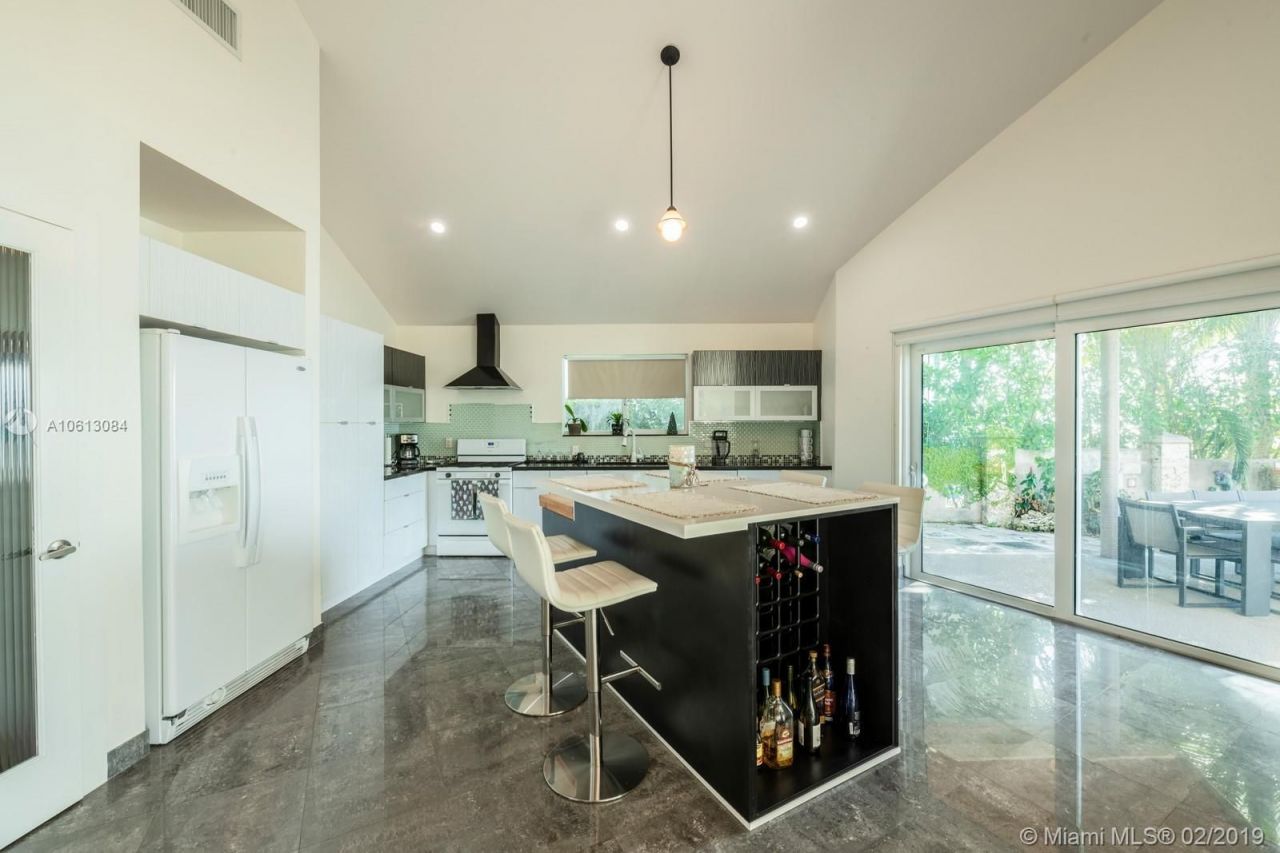 Вилла в Майами, США, 250 м² - фото 12