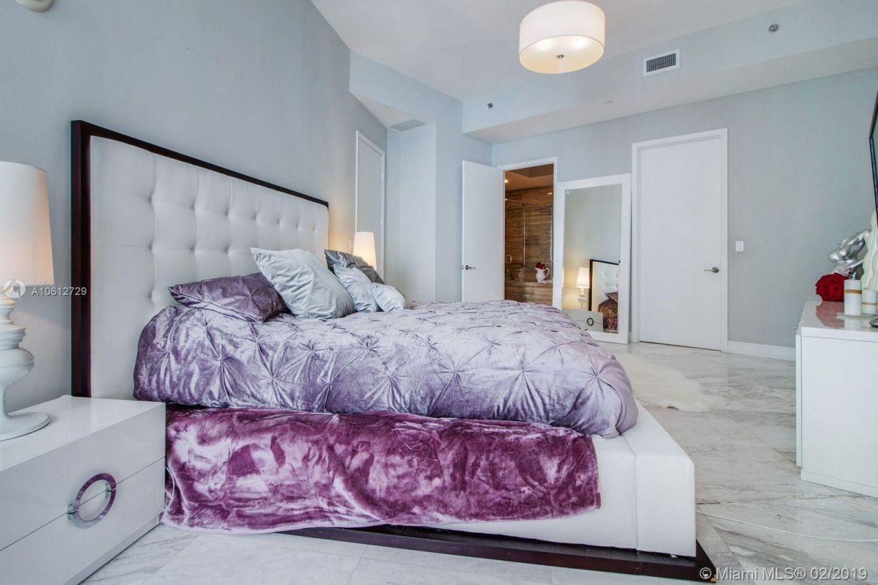 Квартира в Майами, США, 200 м² - фото 8