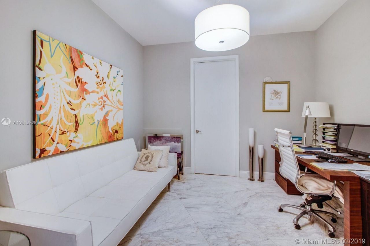 Квартира в Майами, США, 200 м² - фото 12