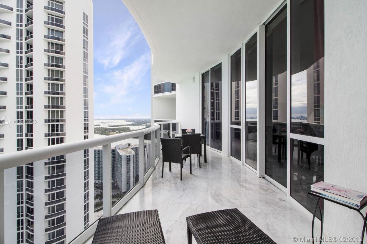 Квартира в Майами, США, 200 м² - фото 15