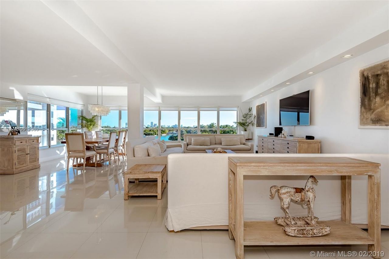 Квартира в Майами, США, 175 м² - фото 2