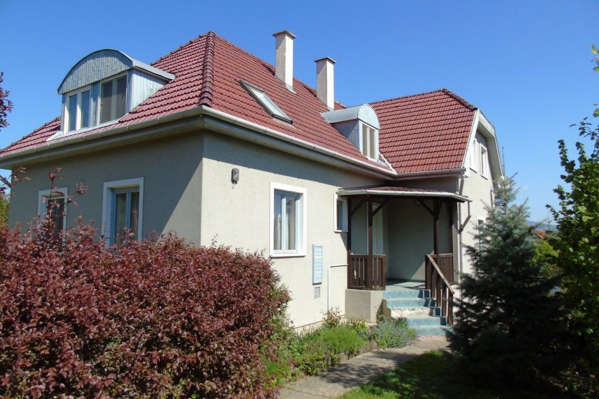 Дом в Тахитотфалу, Венгрия, 200 м2 - фото 1