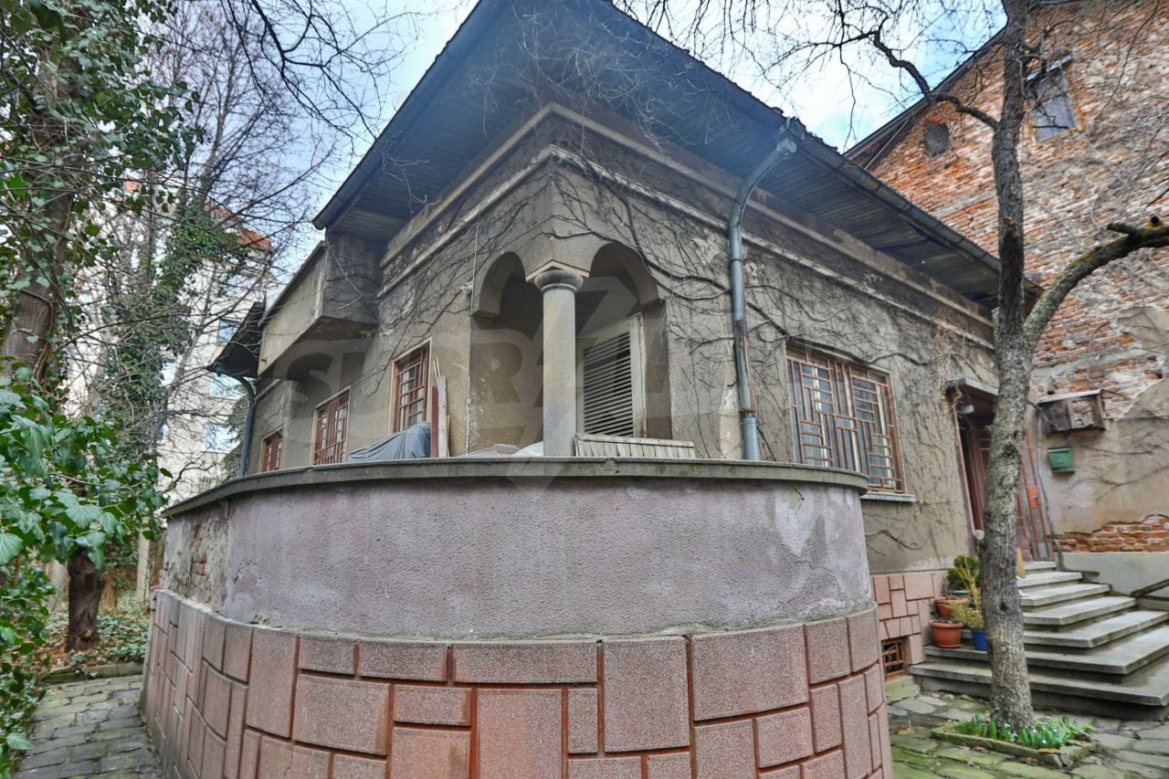 Дом в Софии, Болгария, 200 м2 - фото 1