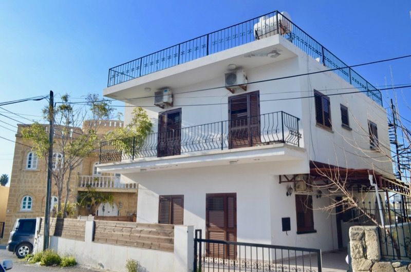 Дом в Кирении, Кипр, 180 м2 - фото 1