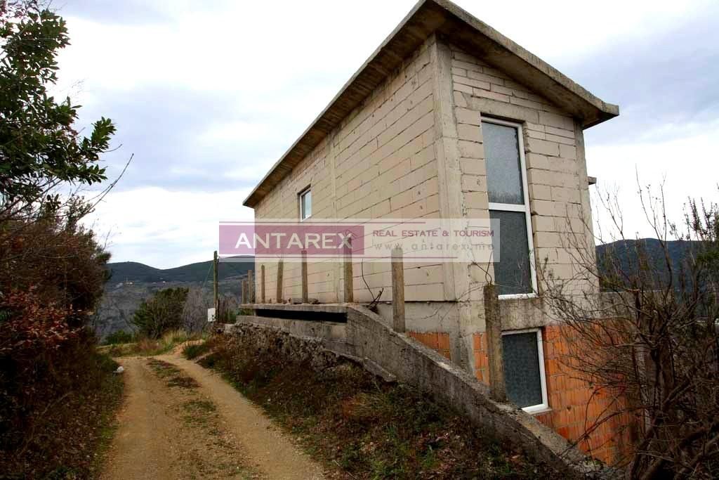 Дом в Игало, Черногория, 78 м2 - фото 1
