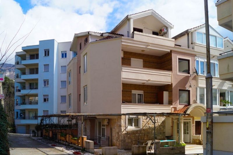 Квартира в Бечичи, Черногория, 60 м2 - фото 1