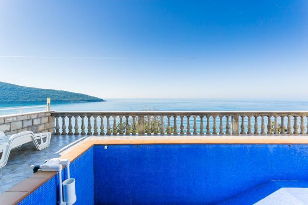 Вилла в Круче, Черногория, 232 м² - фото 8