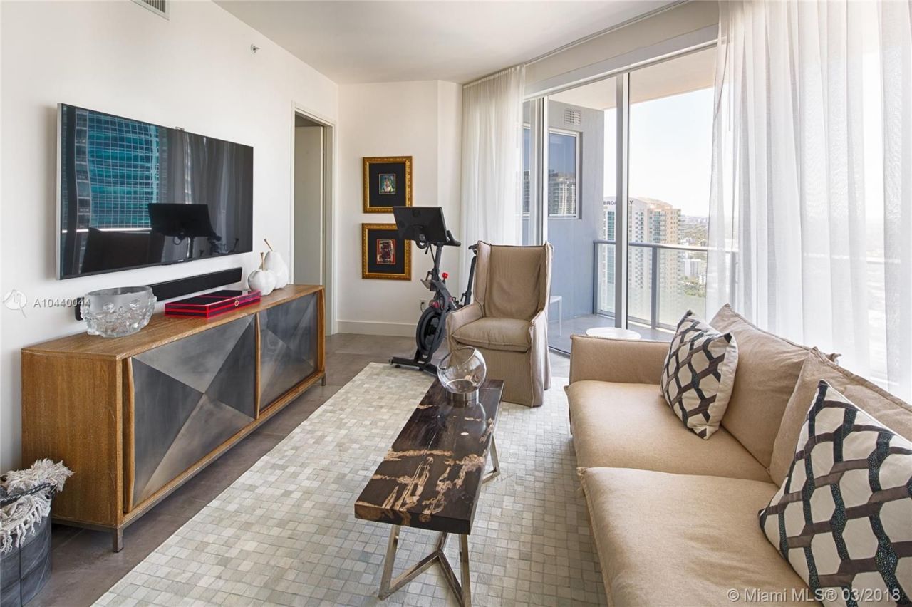 Квартира в Майами, США, 220 м² - фото 9